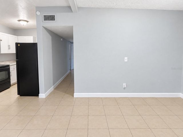 2021 W GORE STREET, Orlando, FL 32805