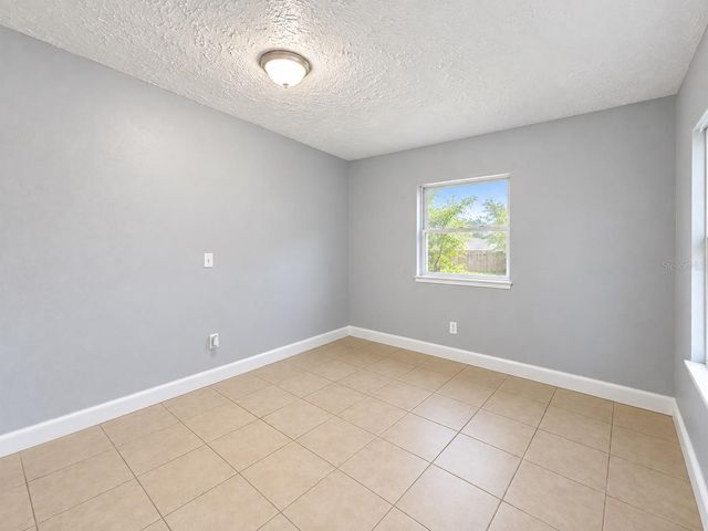 2021 W GORE STREET, Orlando, FL 32805