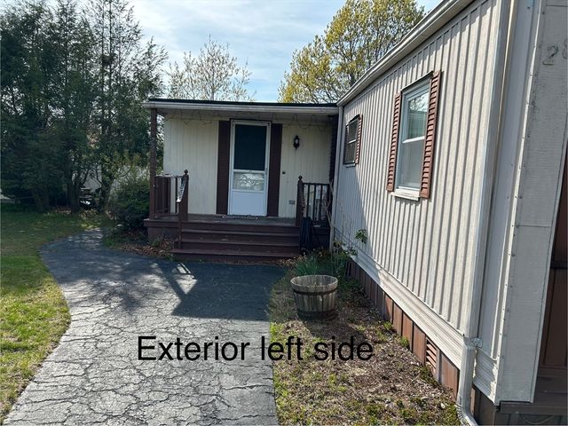 28 Fawn, Plymouth, MA 02360