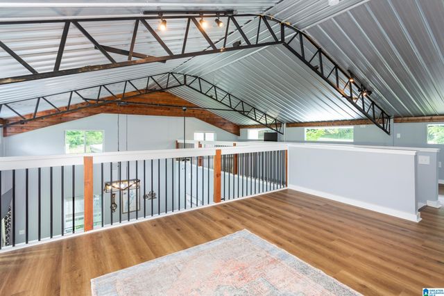 200 W LAKE HILL DRIVE, Talladega, AL 35160