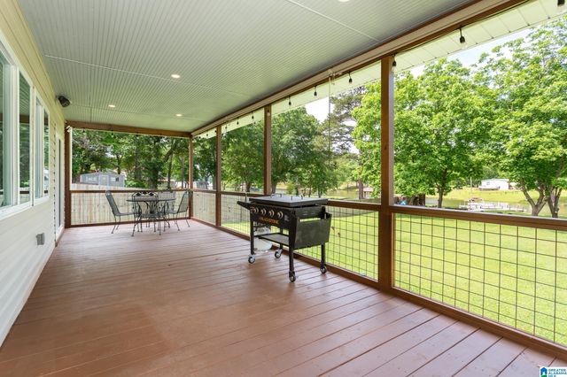 200 W LAKE HILL DRIVE, Talladega, AL 35160