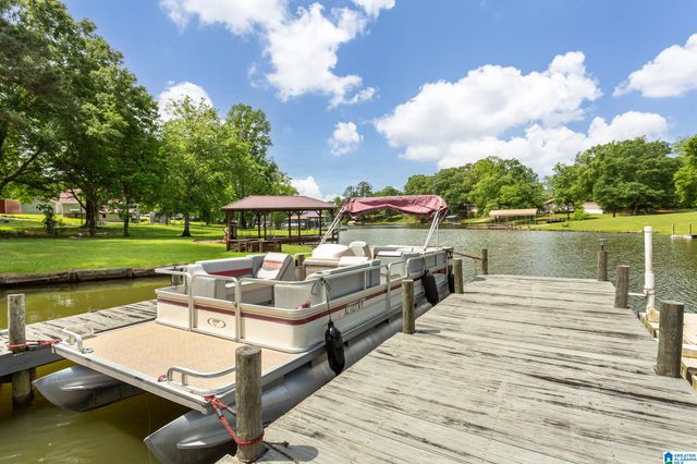 200 W LAKE HILL DRIVE, Talladega, AL 35160