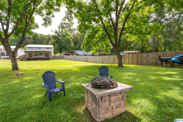200 W LAKE HILL DRIVE, Talladega, AL 35160