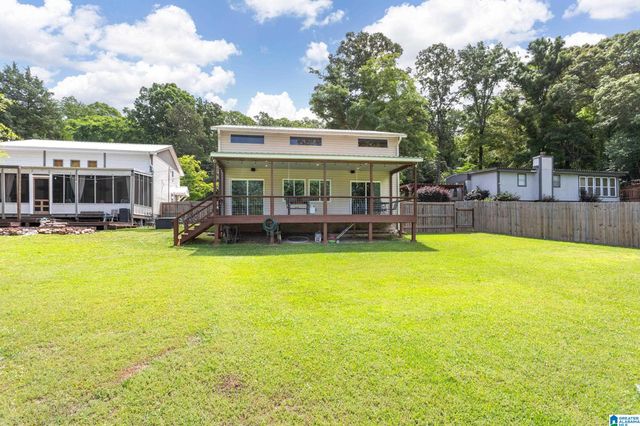 200 W LAKE HILL DRIVE, Talladega, AL 35160