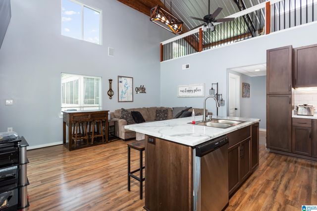 200 W LAKE HILL DRIVE, Talladega, AL 35160