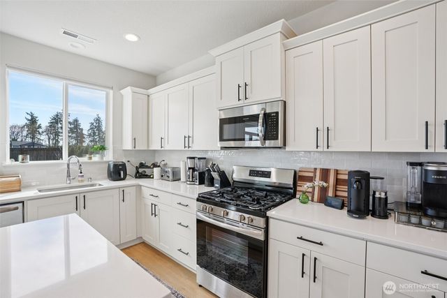 8735 S 3rd Street, Ridgefield, WA 98642