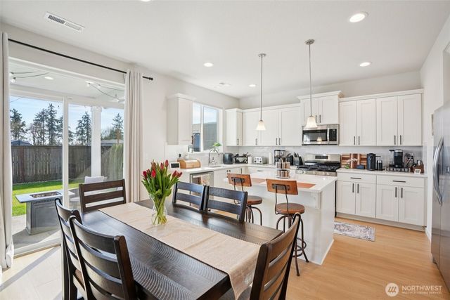 8735 S 3rd Street, Ridgefield, WA 98642