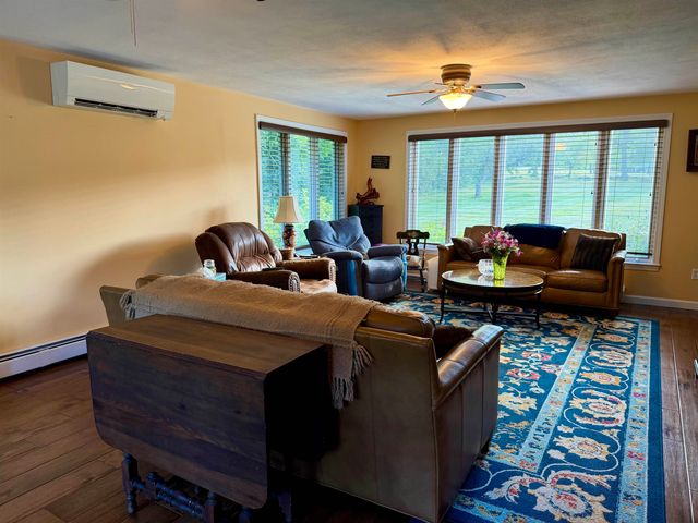 163 Exeter Road, Hampton Falls, NH 03844