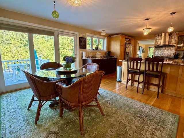 163 Exeter Road, Hampton Falls, NH 03844