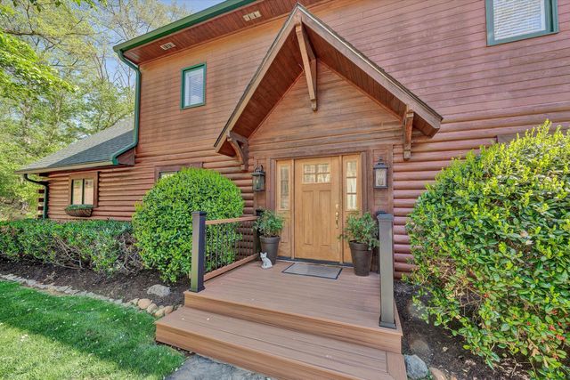 540 Lakeshore Terrace RD, Hardy, VA 24101