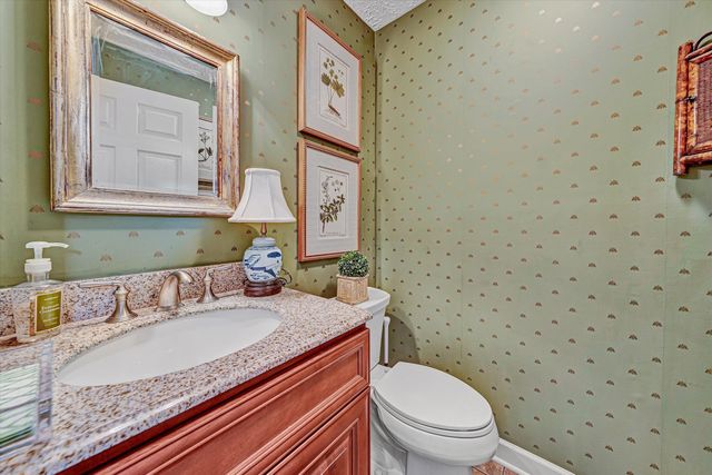 540 Lakeshore Terrace RD, Hardy, VA 24101