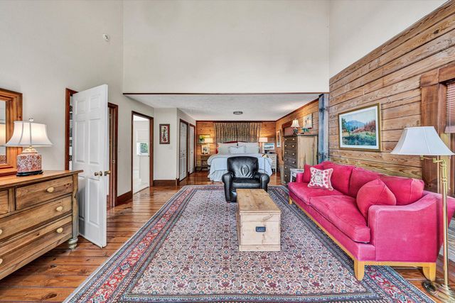 540 Lakeshore Terrace RD, Hardy, VA 24101