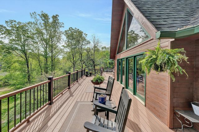 540 Lakeshore Terrace RD, Hardy, VA 24101