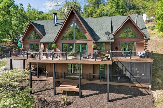 540 Lakeshore Terrace RD, Hardy, VA 24101