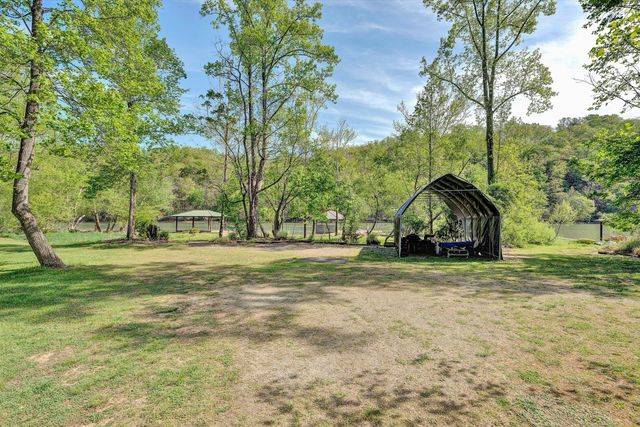 540 Lakeshore Terrace RD, Hardy, VA 24101