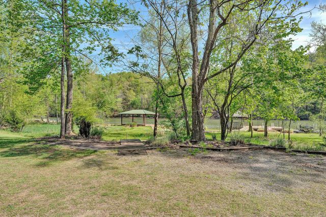 540 Lakeshore Terrace RD, Hardy, VA 24101