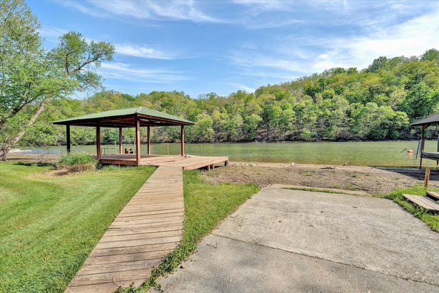 540 Lakeshore Terrace RD, Hardy, VA 24101
