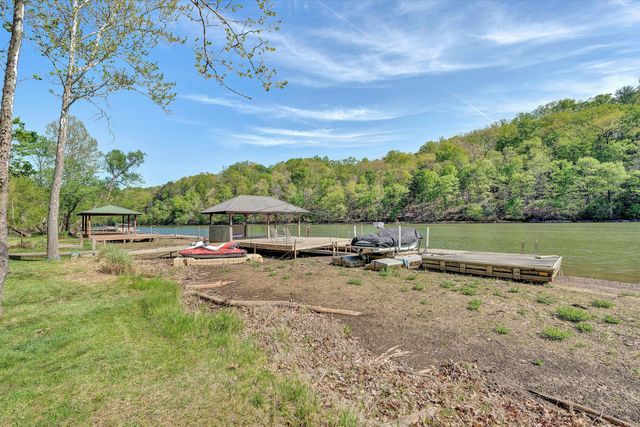 540 Lakeshore Terrace RD, Hardy, VA 24101