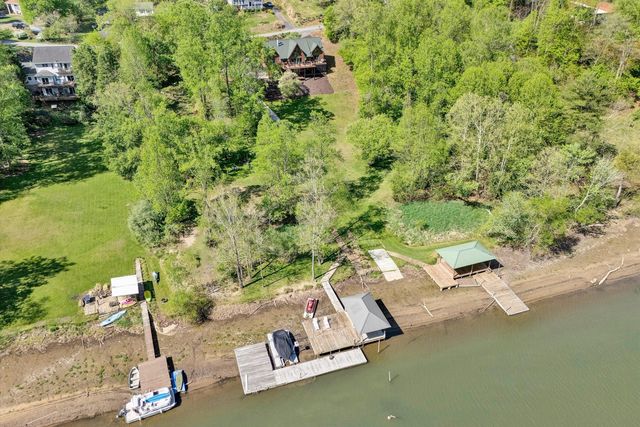 540 Lakeshore Terrace RD, Hardy, VA 24101