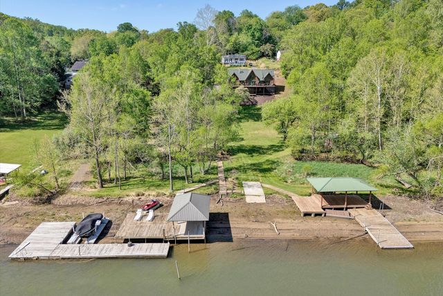 540 Lakeshore Terrace RD, Hardy, VA 24101