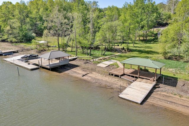 540 Lakeshore Terrace RD, Hardy, VA 24101
