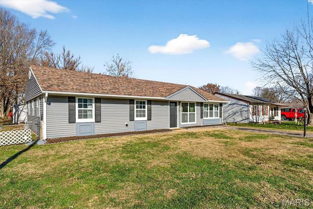 605 CHERRY Drive, Fairview Heights, IL 62208