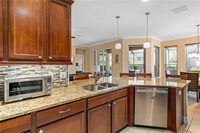 105 CUPANIA COURT, Groveland, FL 34736