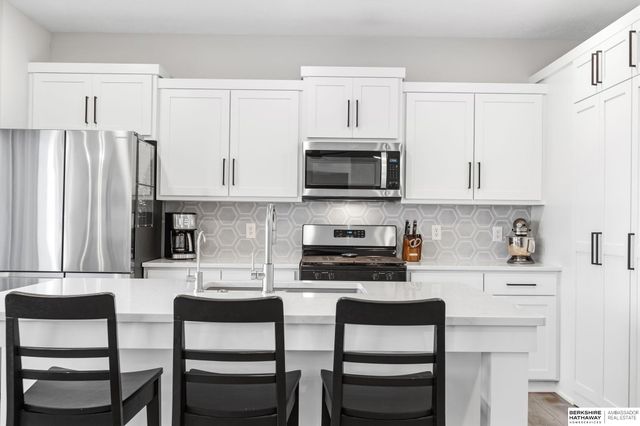 12638 Carpenter Street, Papillion, NE 68138