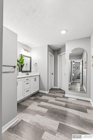 12638 Carpenter Street, Papillion, NE 68138