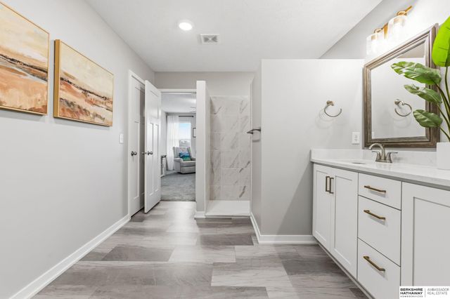 12638 Carpenter Street, Papillion, NE 68138