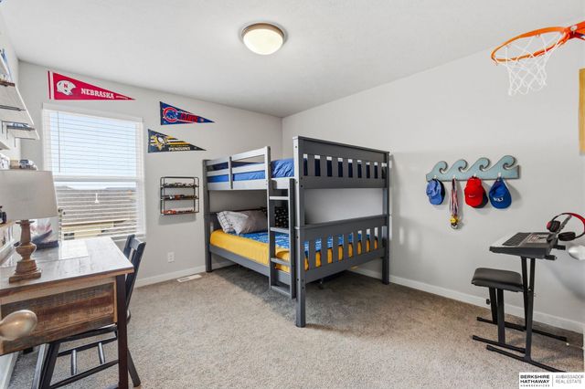 12638 Carpenter Street, Papillion, NE 68138