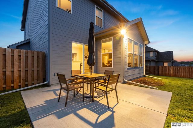 12638 Carpenter Street, Papillion, NE 68138
