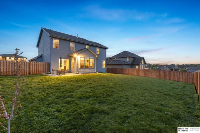 12638 Carpenter Street, Papillion, NE 68138