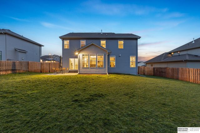 12638 Carpenter Street, Papillion, NE 68138