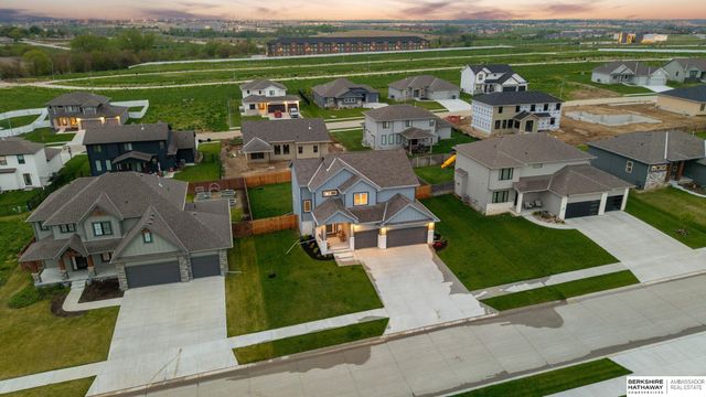 12638 Carpenter Street, Papillion, NE 68138