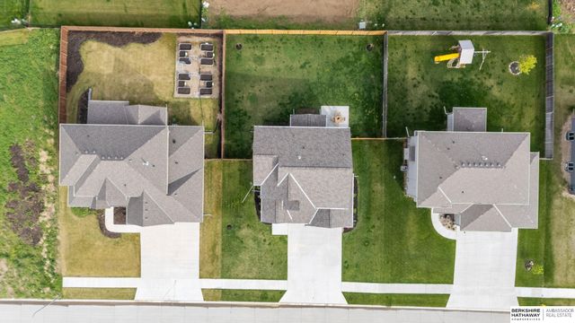 12638 Carpenter Street, Papillion, NE 68138