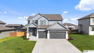 12638 Carpenter Street, Papillion, NE 68138