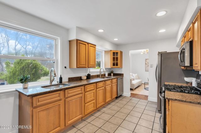 15 Partree Road, Jackson, NJ 08527