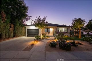 691 N 3rd Avenue N, Upland, CA 91786