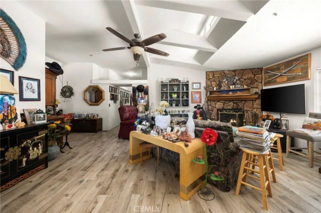 35675 Peppertree, Agua Dulce, CA 91390