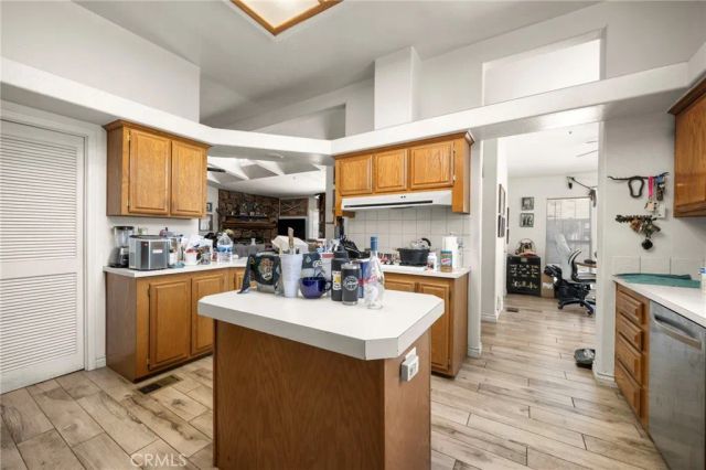 35675 Peppertree, Agua Dulce, CA 91390