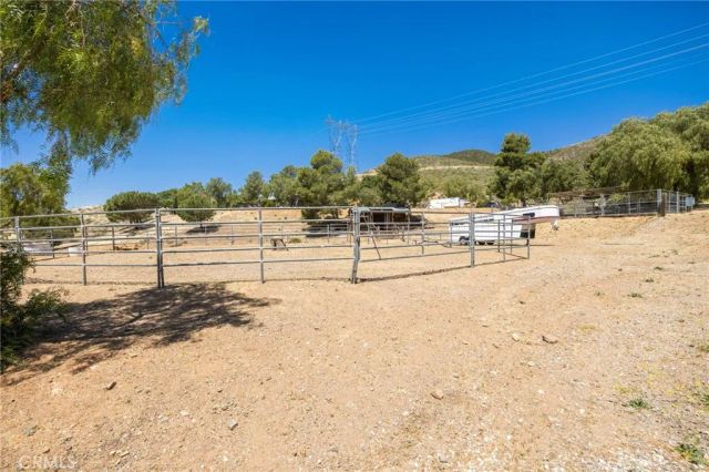 35675 Peppertree, Agua Dulce, CA 91390