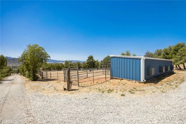 35675 Peppertree, Agua Dulce, CA 91390