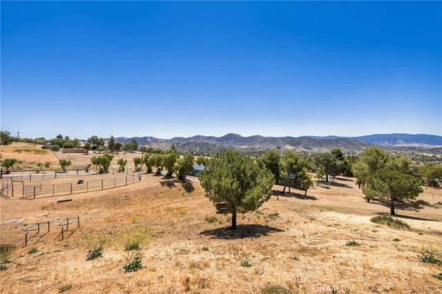 35675 Peppertree, Agua Dulce, CA 91390