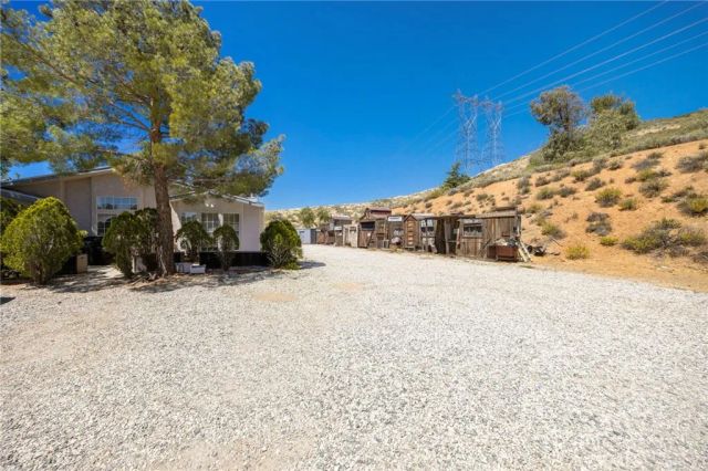 35675 Peppertree, Agua Dulce, CA 91390