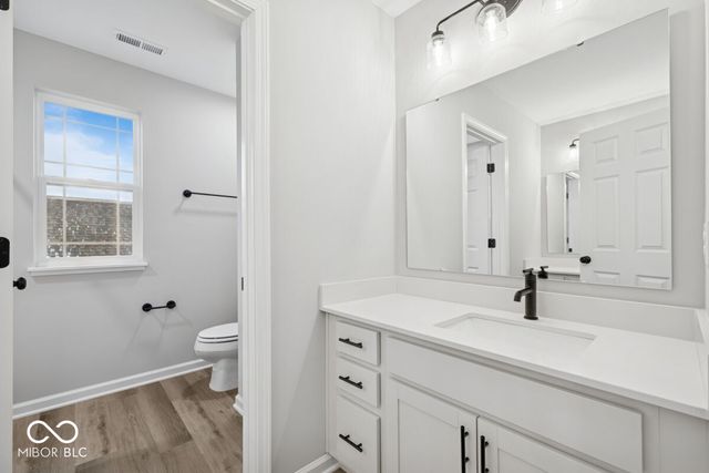 9218 Ambassador Street, Mccordsville, IN 46055