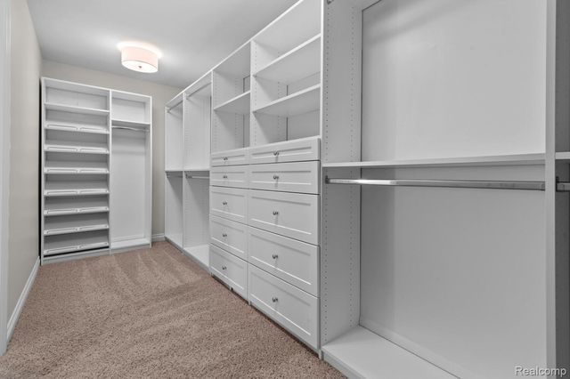 1526 Hickory Ridge Court S, Canton Charter Township, MI 48187