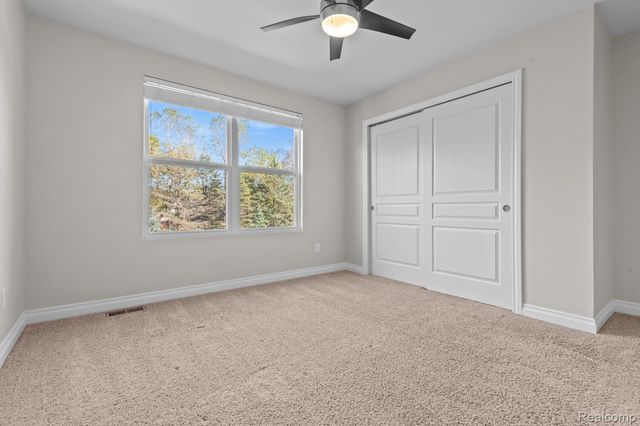 1526 Hickory Ridge Court S, Canton Charter Township, MI 48187