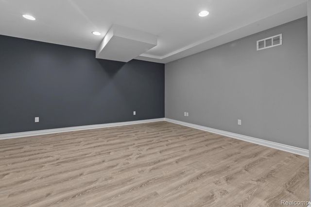 1526 Hickory Ridge Court S, Canton Charter Township, MI 48187