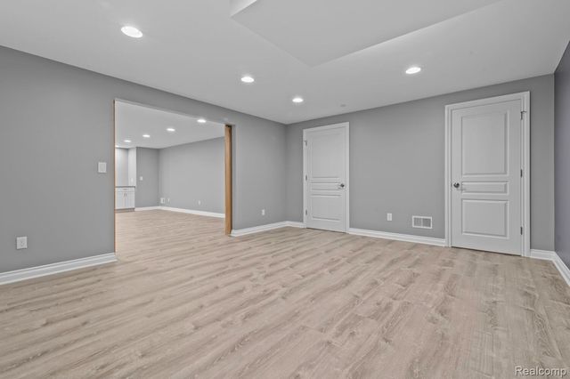 1526 Hickory Ridge Court S, Canton Charter Township, MI 48187